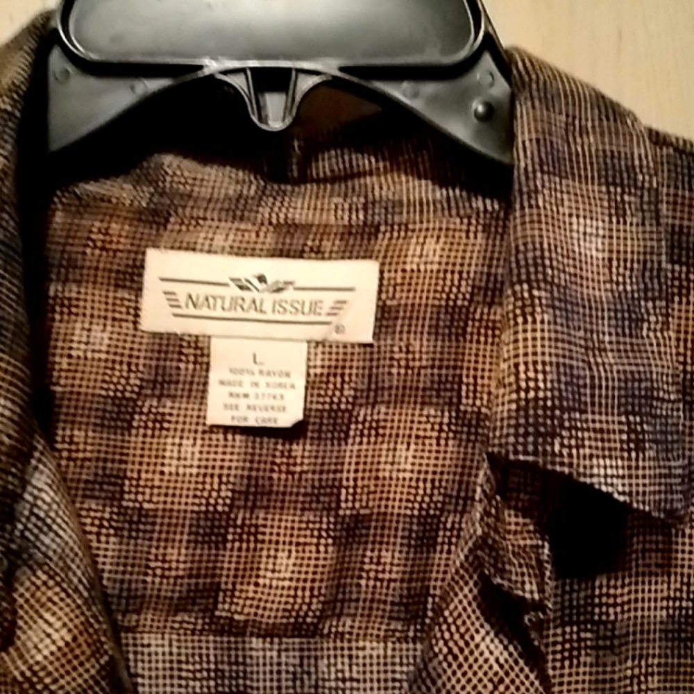Natural Issue men's Shirt sz L
